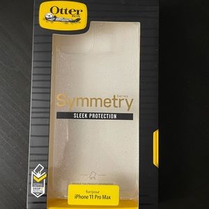 iPhone 11 Pro Max glitter case